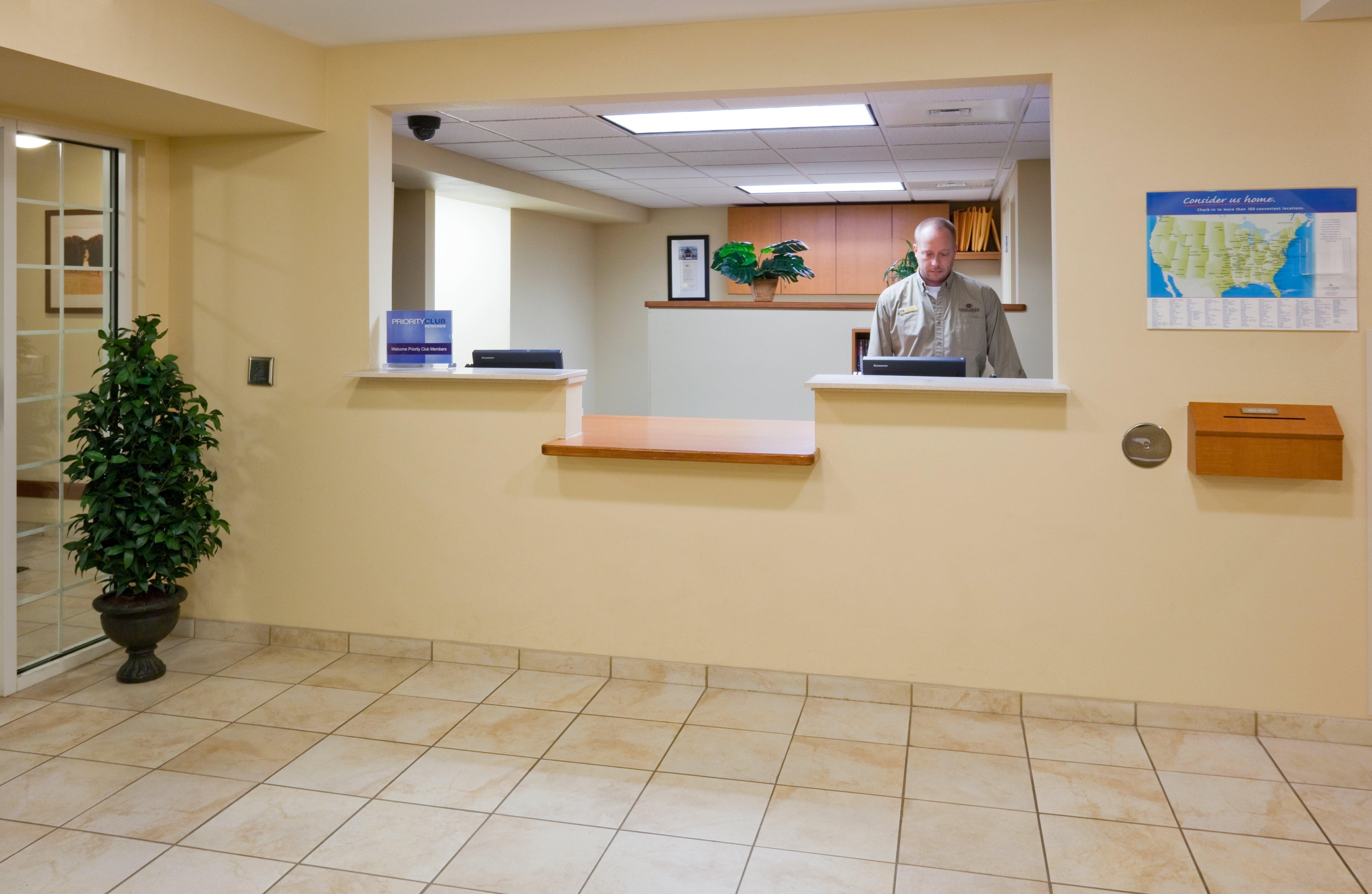 Candlewood Suites Milwaukee Brown Deer, An Ihg Hotel Dalaman gambar